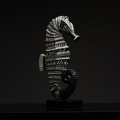 Hippocampe broderie noire à motif traditionnel sculpture  en résine