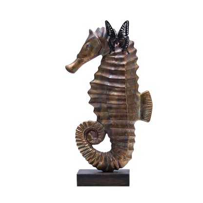 Hippocampe cuivrée papillon sculpture en résine